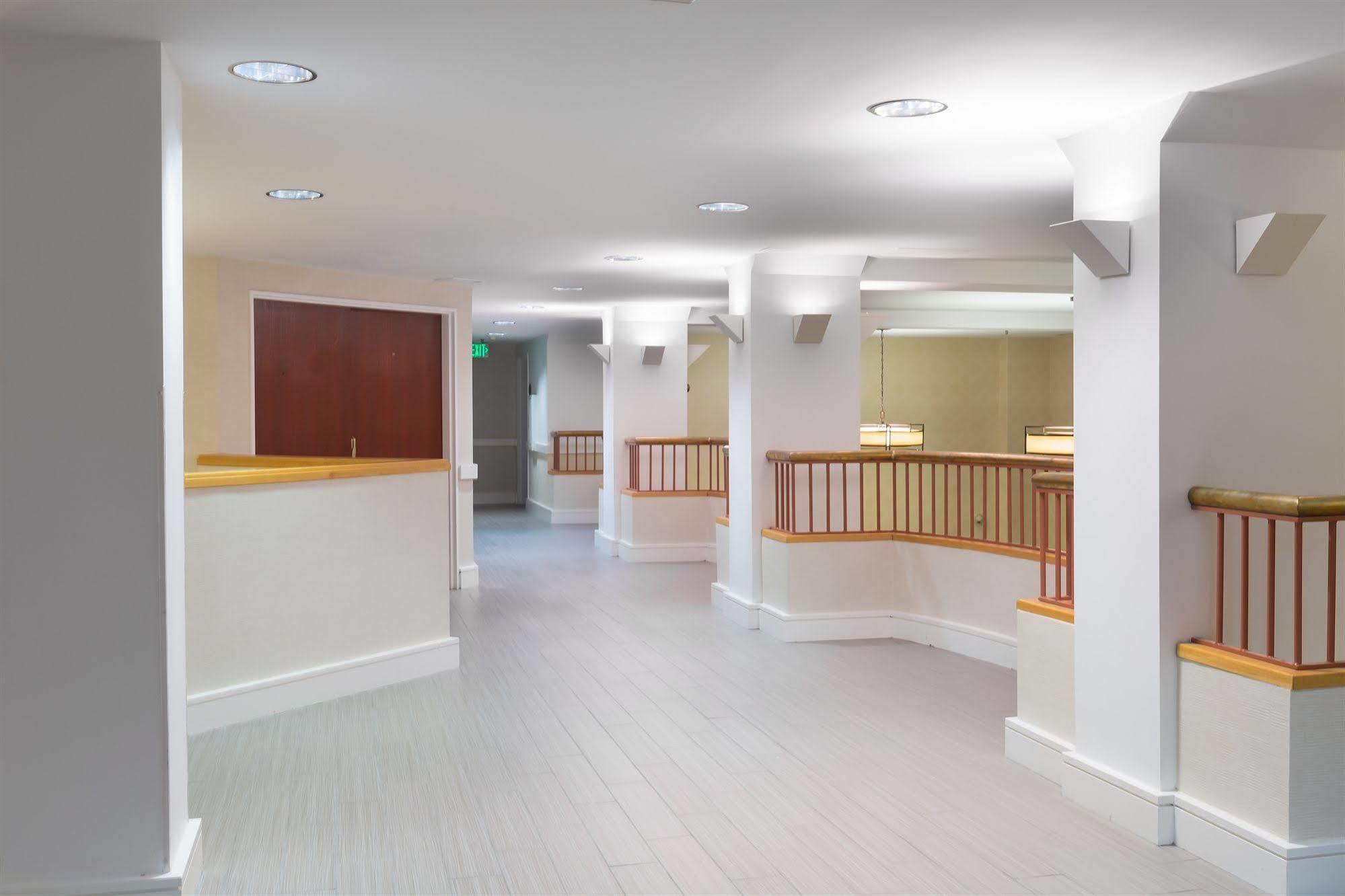 Sleep Inn & Suites BWI Airport Brooklyn Park Екстер'єр фото